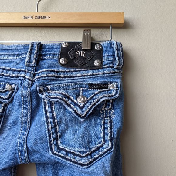 Miss Me Flap Pocket Boot Cut Denim Jeans, size 26 - Picture 4 of 7